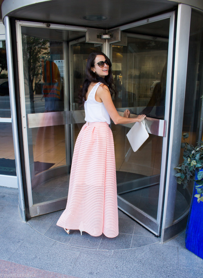 how to wear a maxi skirt in the summer
