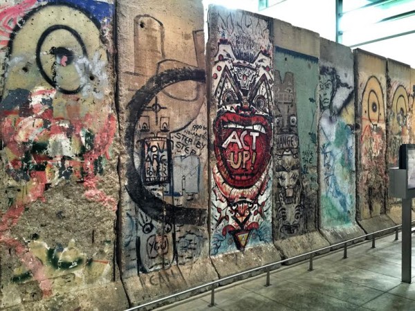 remnants of the berlin wall