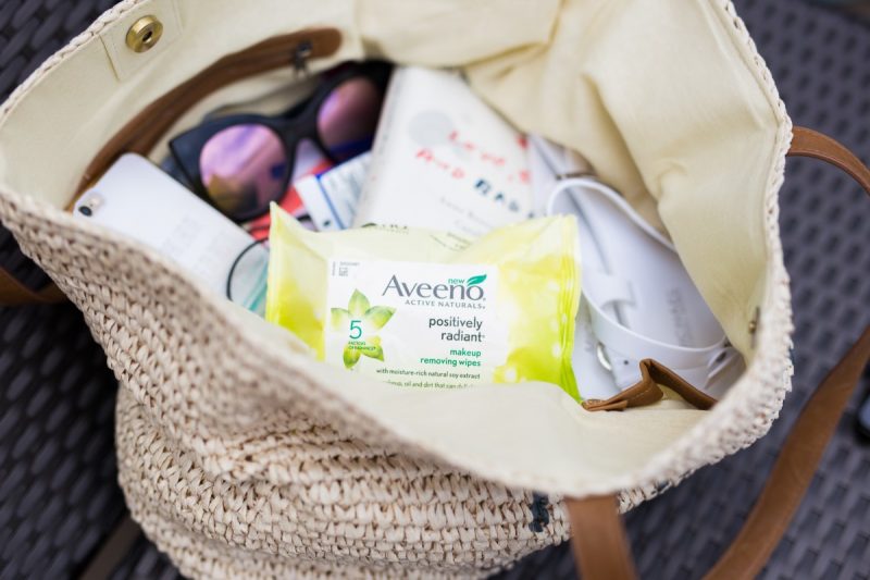 Aveeno Positively Radiant Wipes for the pool