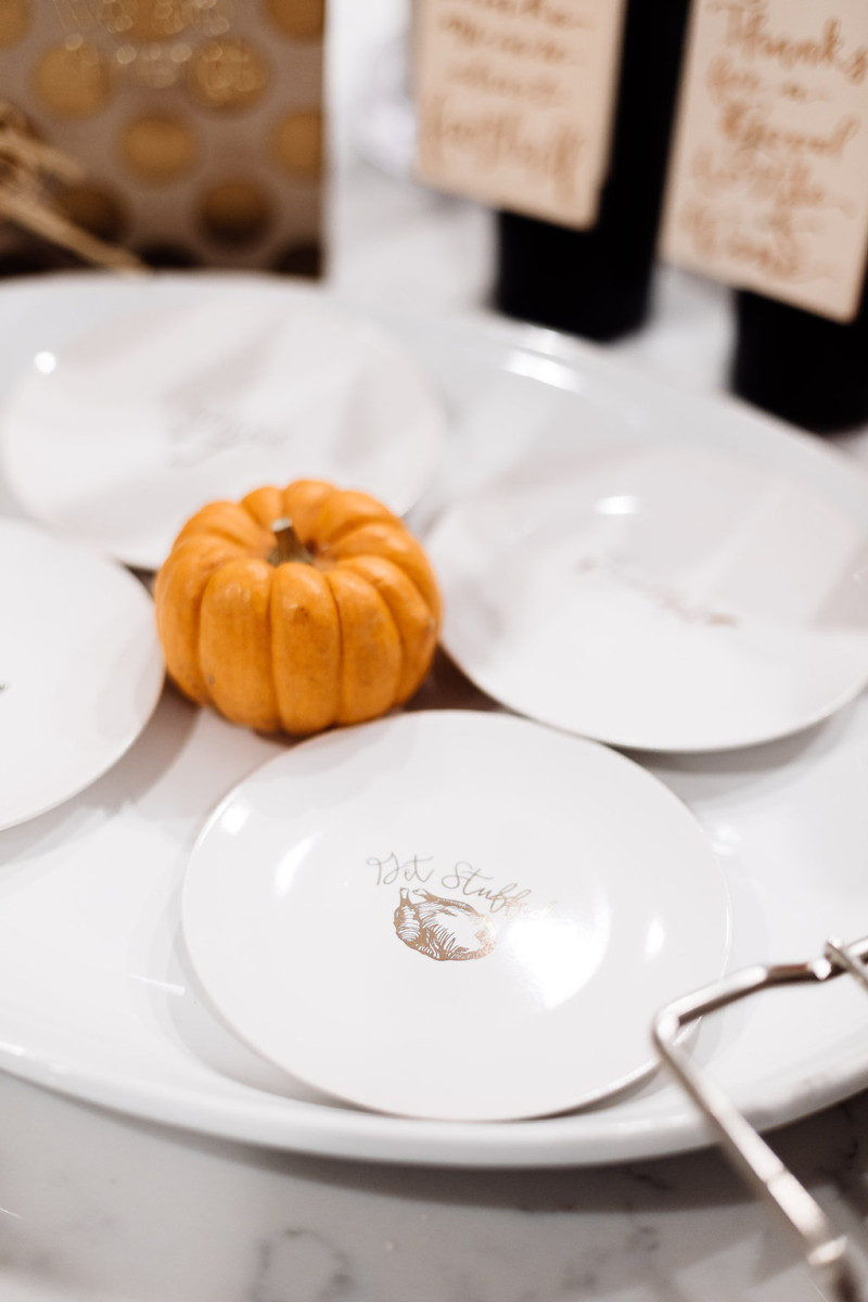 Hostess Gift - Thanksgiving conversational appetizer plates
