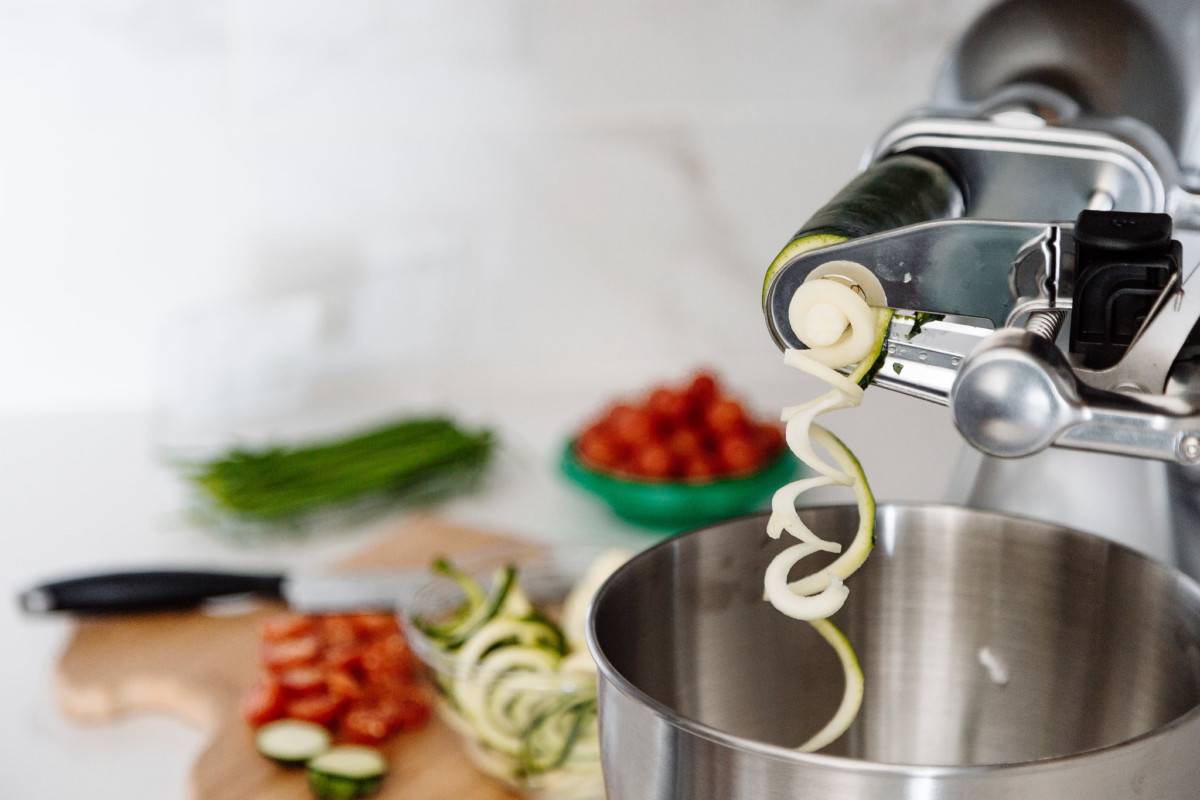 Kitchen Aid spiralizer making zucchini noodles