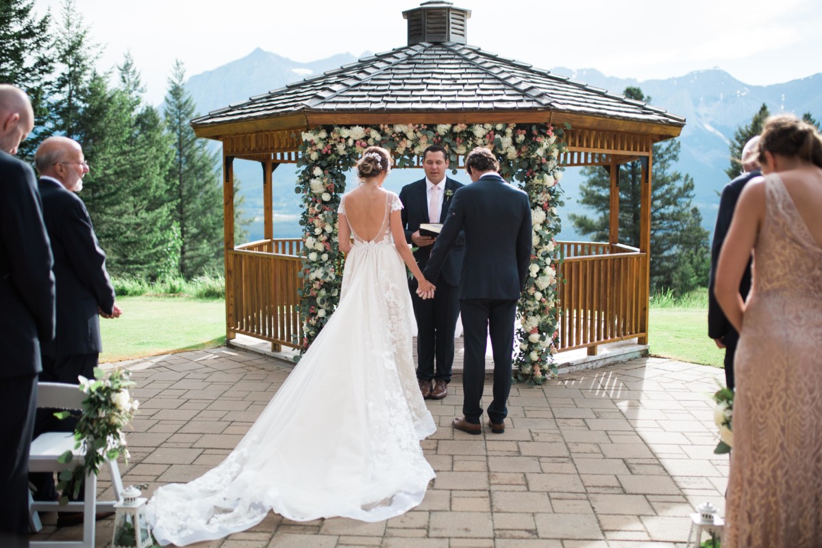 The Miller Affect getting married at Silvertip Resort