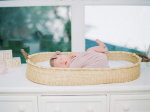 design dua basket for newborn photos