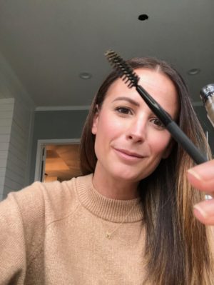 the miller affect sharing how she applies the L'Oreal Paris Unbelieva-Brow.