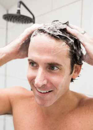 troy using harry's shampoo on themilleraffect.com