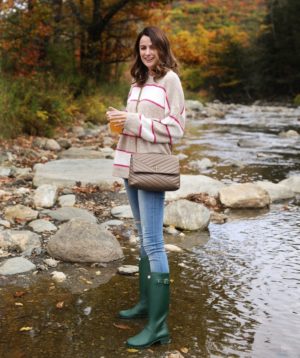 themilleraffect.com wearing hunter boots on her new england road trip
