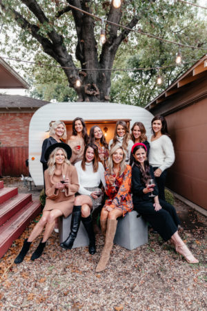 the miller affect and other dallas bloggers celebrating friendsgiving